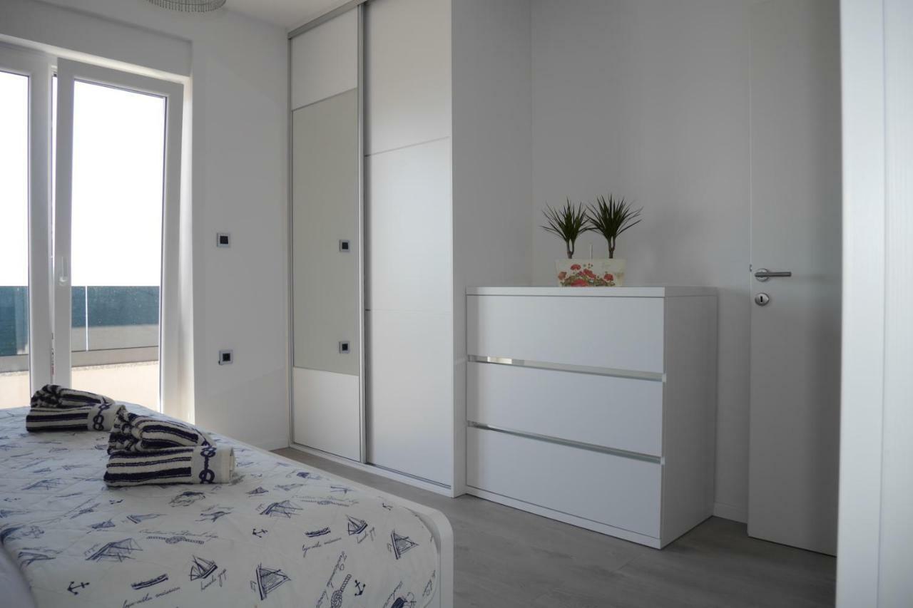 Luxury Apartments Beach Jesenice  Exterior foto