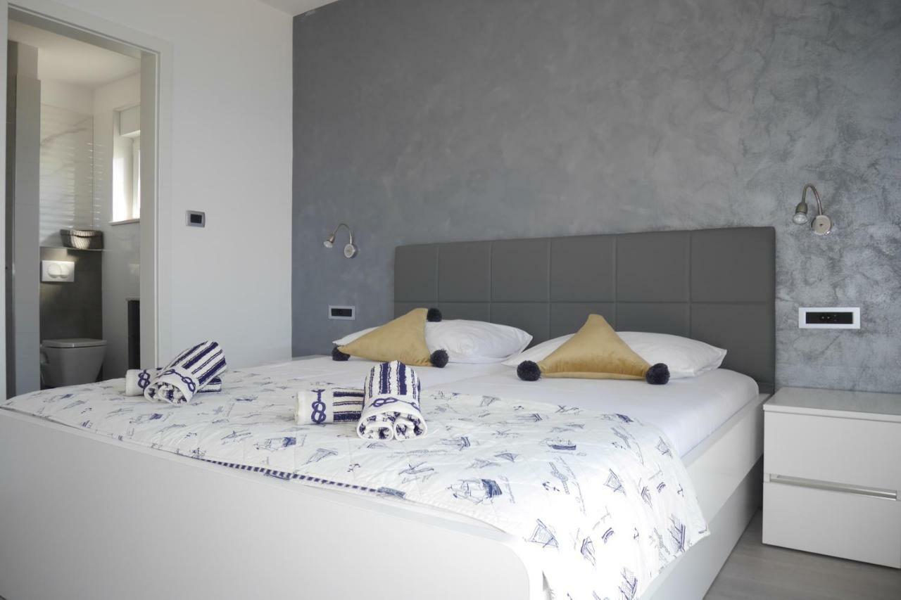 Luxury Apartments Beach Jesenice  Exterior foto