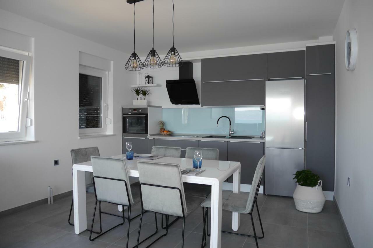 Luxury Apartments Beach Jesenice  Exterior foto