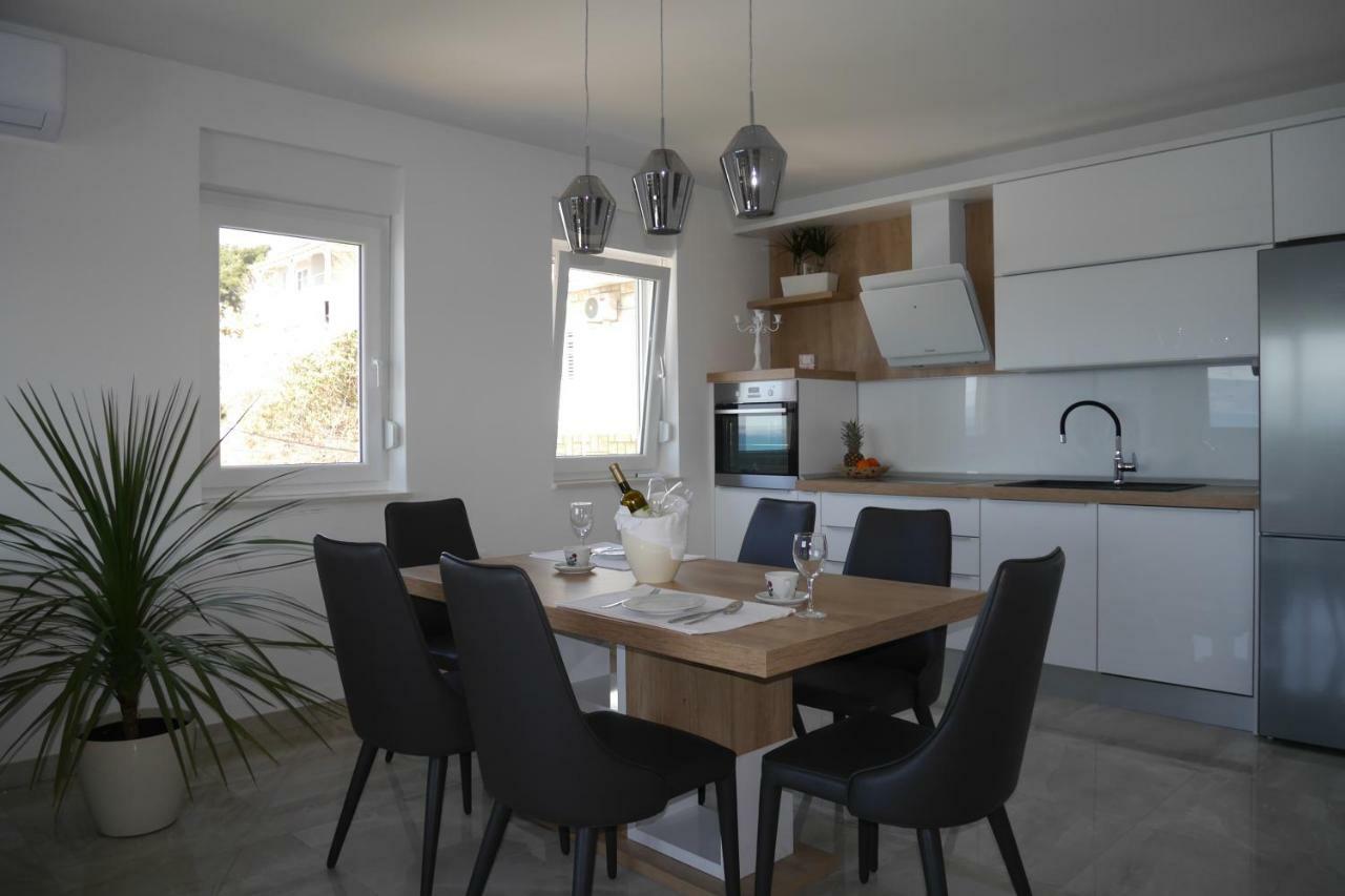 Luxury Apartments Beach Jesenice  Exterior foto